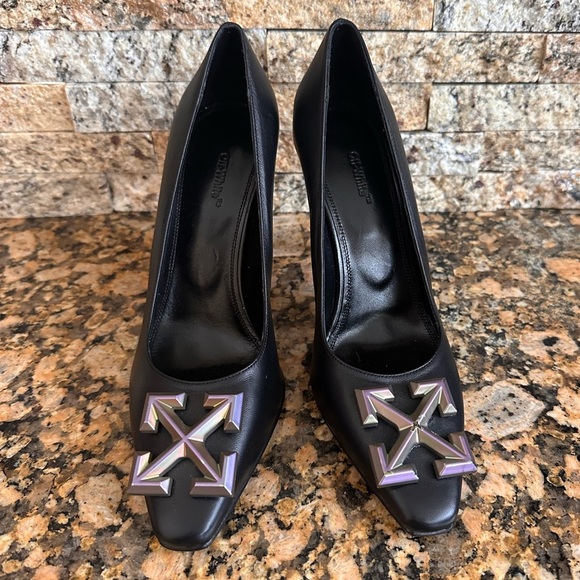 OFF-WHITE Black Leather Arrow Embellished Pumps Size6 $910 - Picture 5 of 9